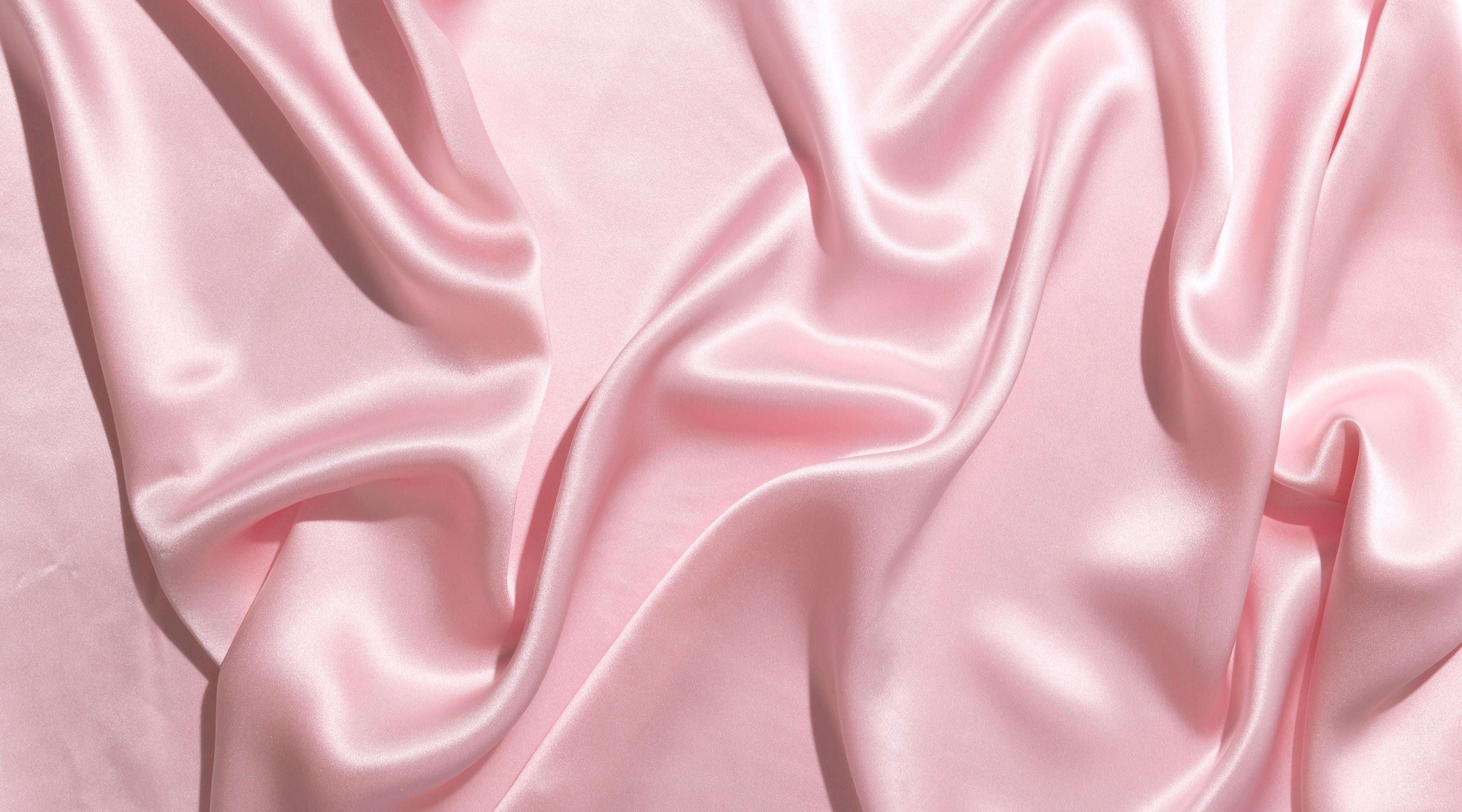 Why Our Silk Is the Gold Standard for Your Hair
